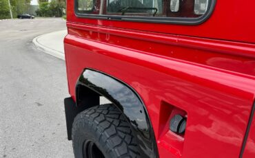 Land-Rover-Defender-1990-SUV-39
