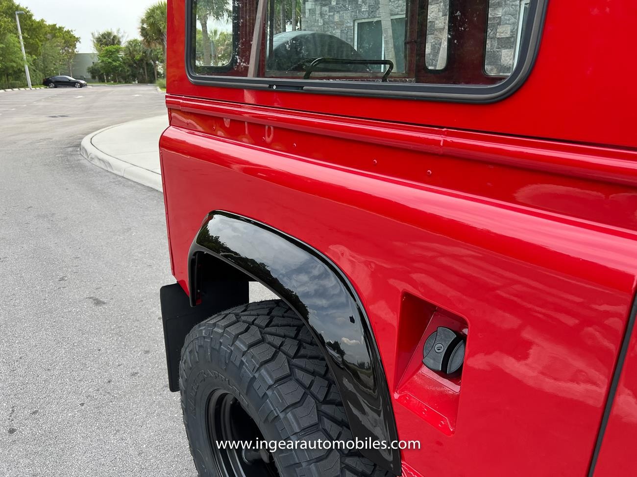 Land-Rover-Defender-1990-SUV-39