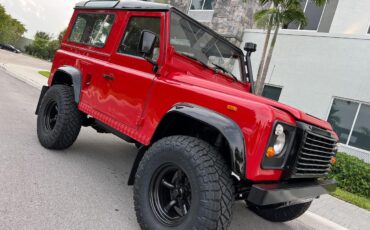 Land-Rover-Defender-1990-SUV-6