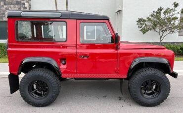 Land-Rover-Defender-1990-SUV-7