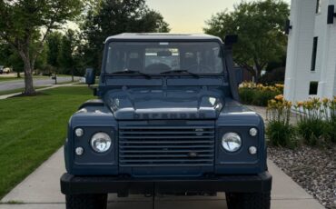 Land-Rover-Defender-1991-1