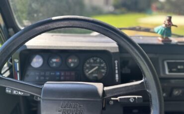 Land-Rover-Defender-1991-10