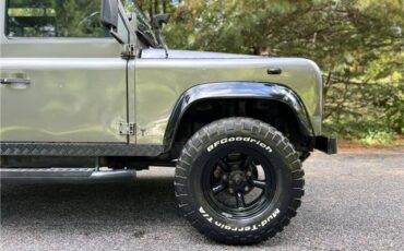 Land-Rover-Defender-1991-10