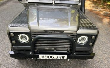 Land-Rover-Defender-1991-13