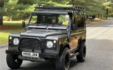 Land-Rover-Defender-1991-18