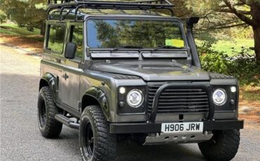 Land-Rover-Defender-1991-19