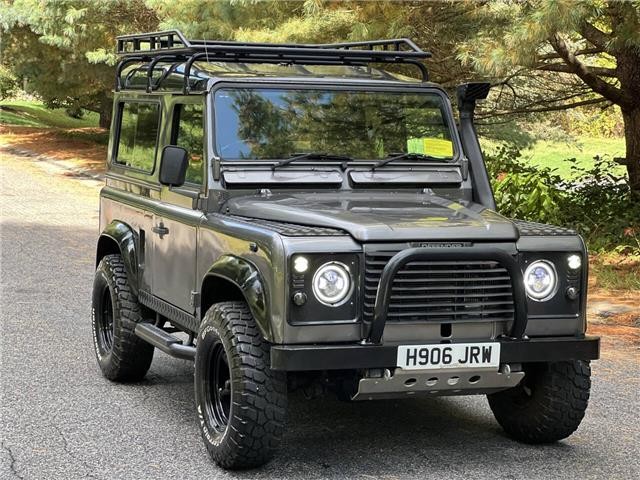 Land-Rover-Defender-1991-19