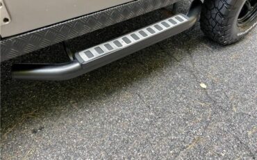 Land-Rover-Defender-1991-22