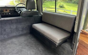 Land-Rover-Defender-1991-38