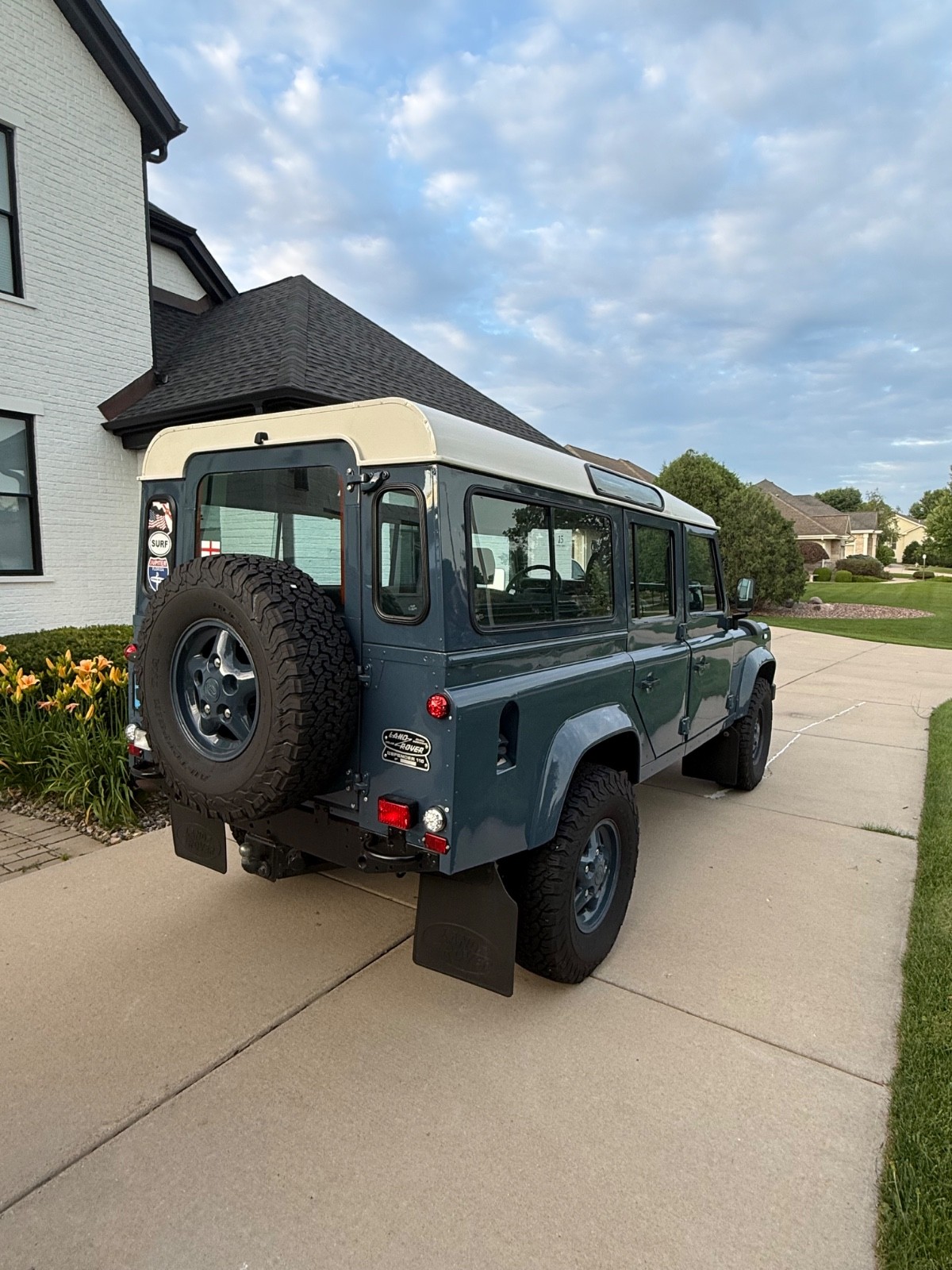 Land-Rover-Defender-1991-4