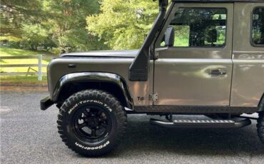 Land-Rover-Defender-1991-4