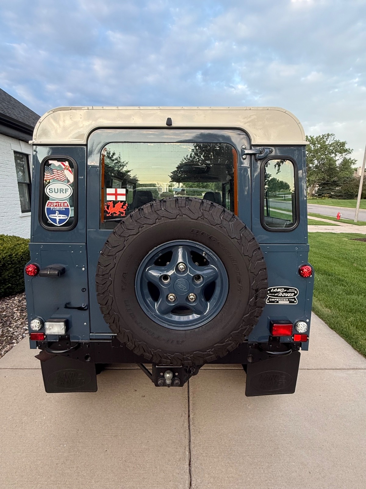 Land-Rover-Defender-1991-5