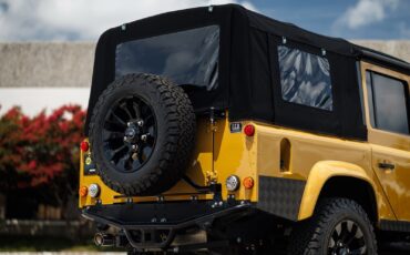 Land-Rover-Defender-1993-4D-Sport-Utility-14
