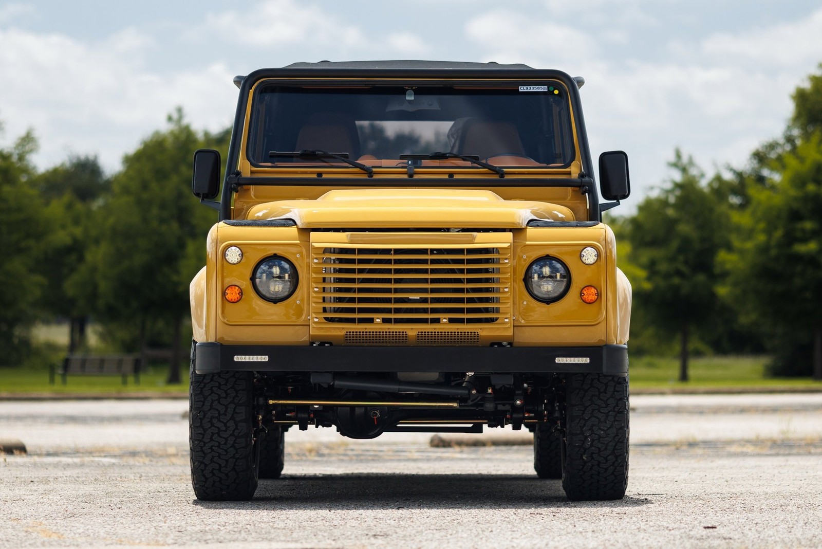 Land-Rover-Defender-1993-4D-Sport-Utility-17