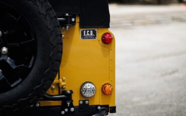 Land-Rover-Defender-1993-4D-Sport-Utility-27