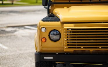 Land-Rover-Defender-1993-4D-Sport-Utility-35