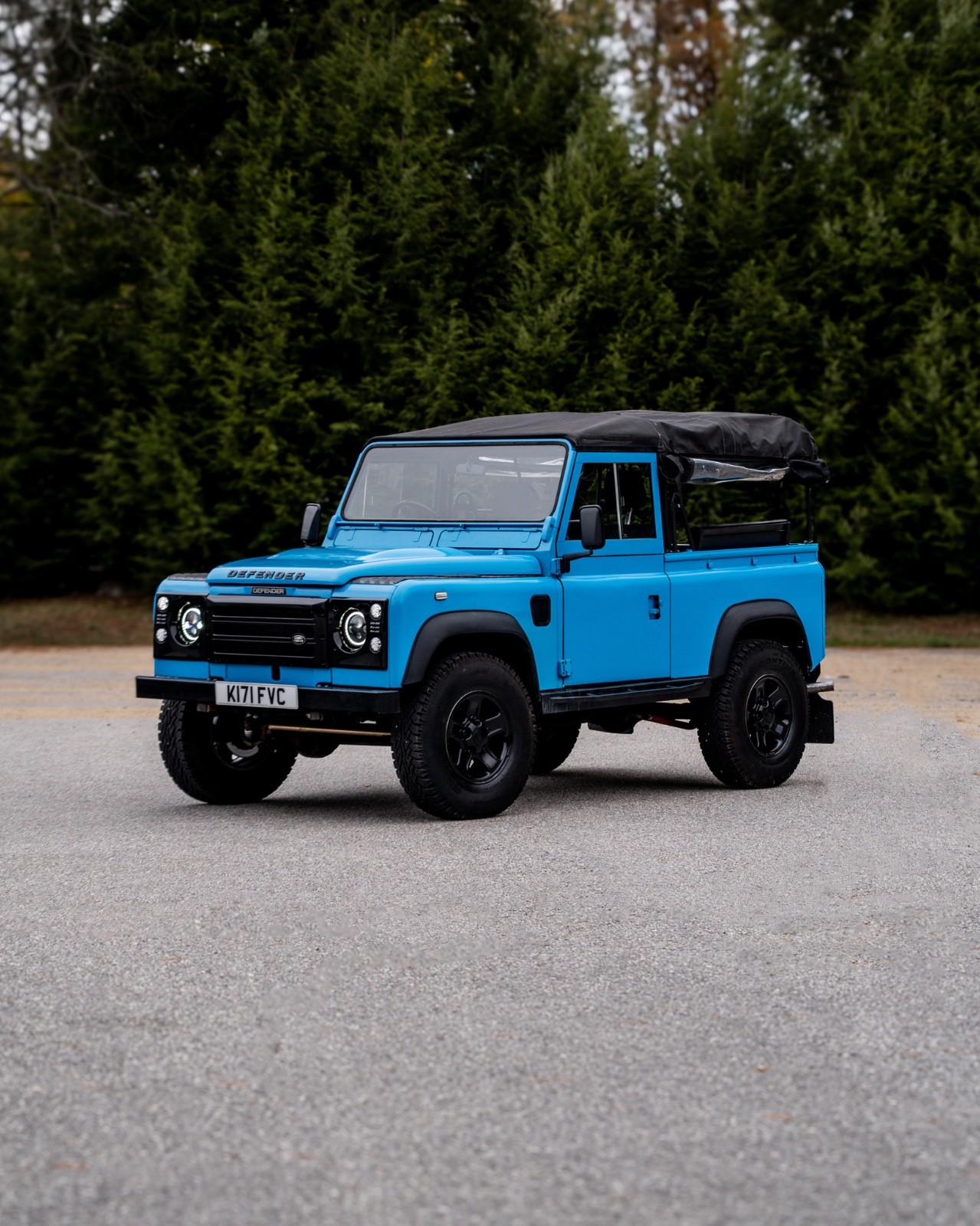 Land Rover Defender 1993 SUV