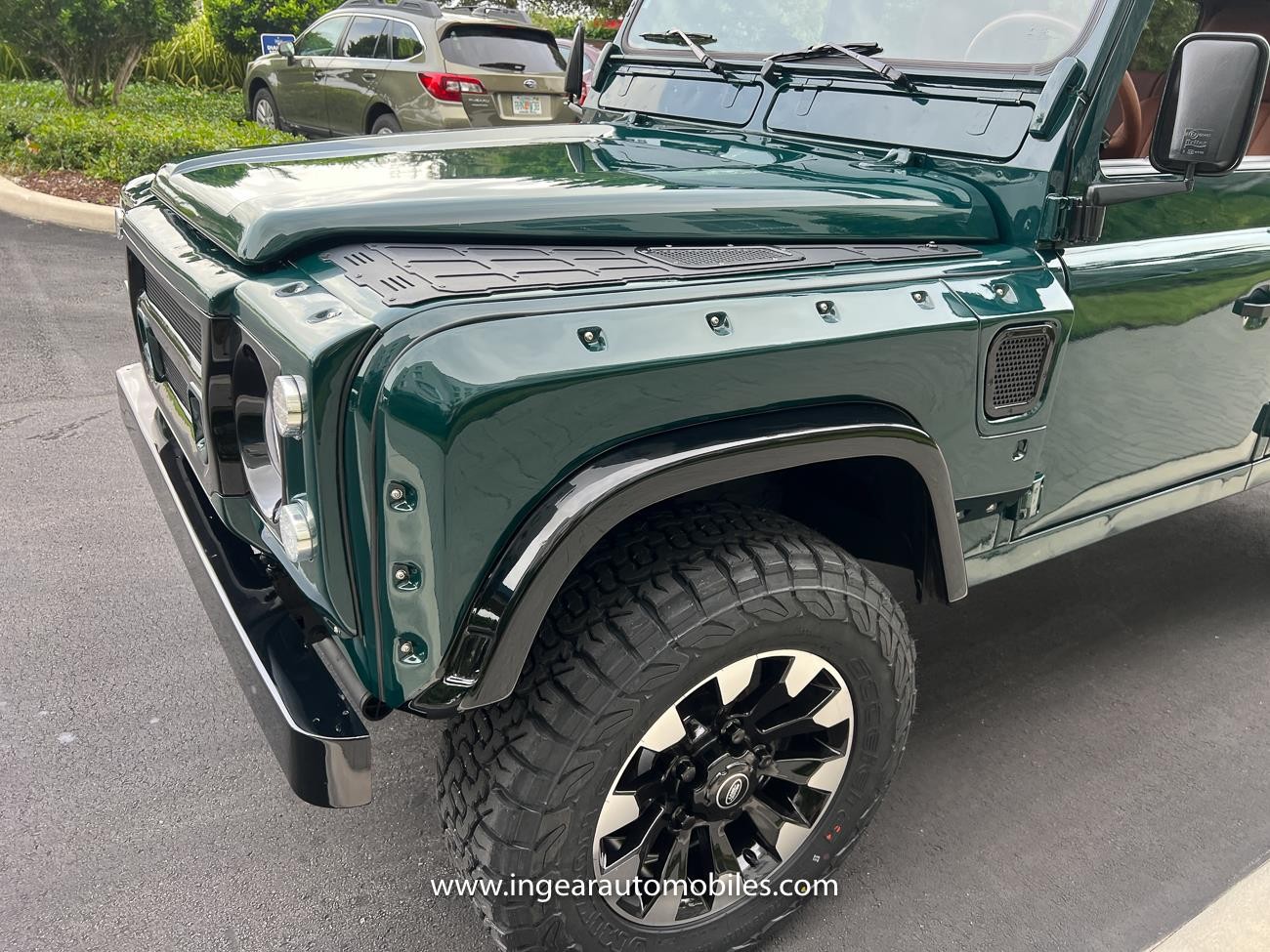 Land-Rover-Defender-1994-SUV-18