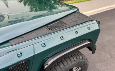 Land-Rover-Defender-1994-SUV-26