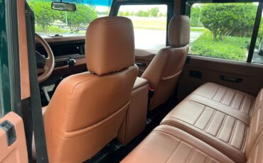 Land-Rover-Defender-1994-SUV-39