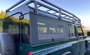 Land-Rover-Defender-1994-SUV-4