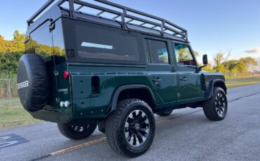 Land-Rover-Defender-1994-SUV-5