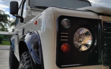 Land-Rover-Defender-1995-SUV-18