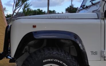 Land-Rover-Defender-1995-SUV-25