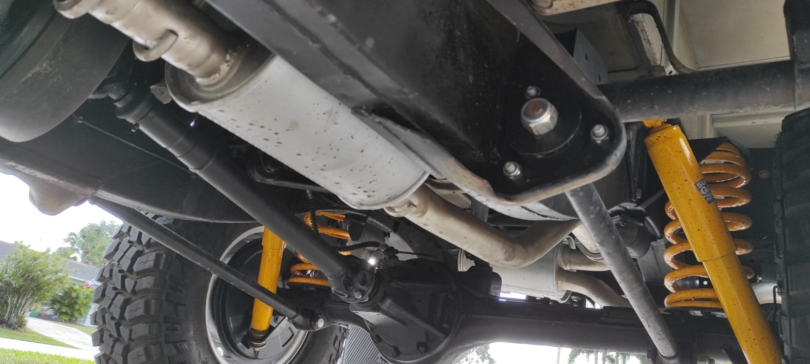 Land-Rover-Defender-1995-SUV-30