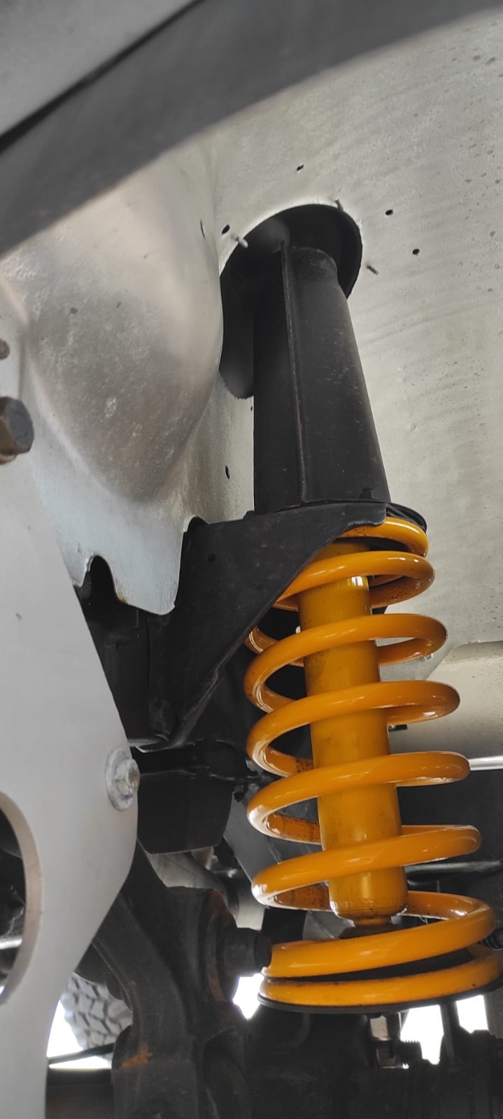 Land-Rover-Defender-1995-SUV-32