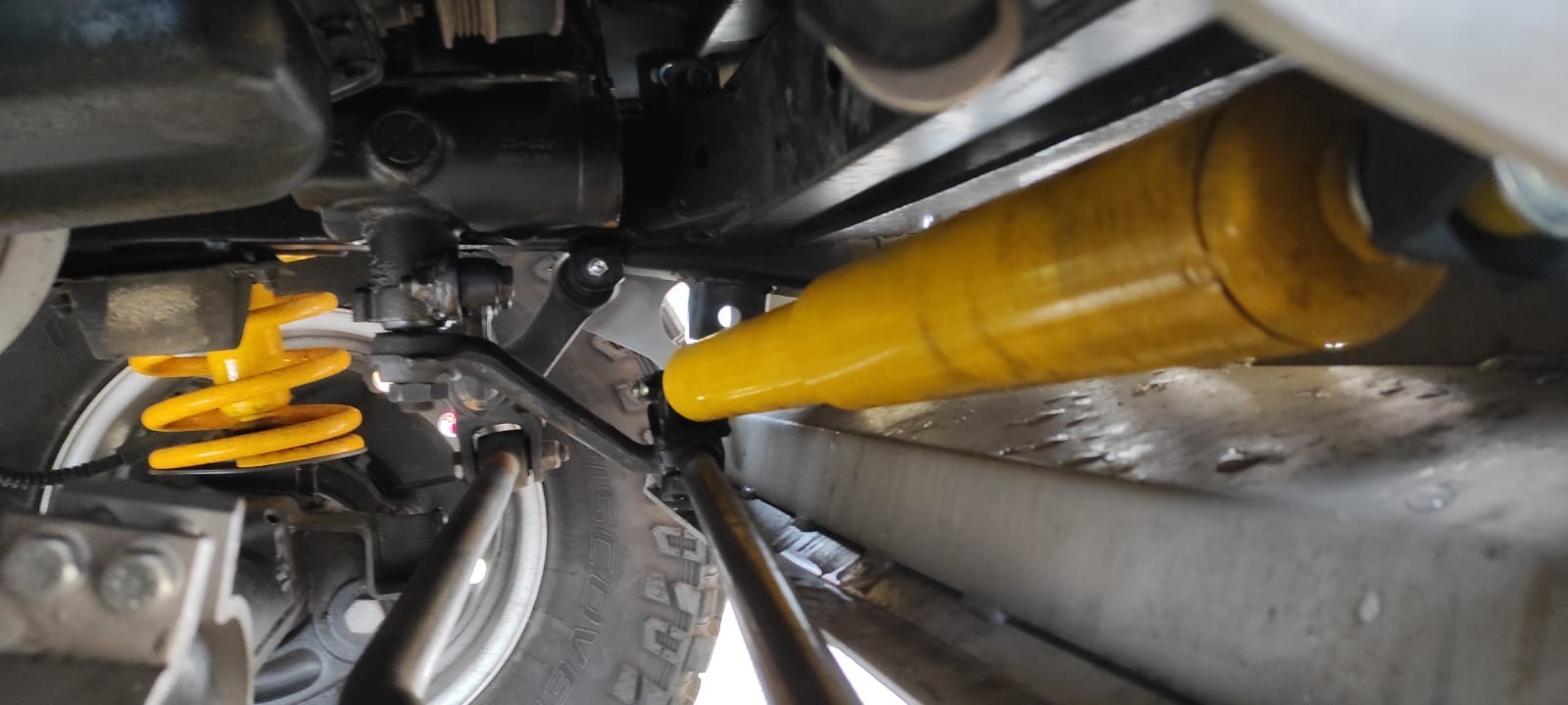 Land-Rover-Defender-1995-SUV-35