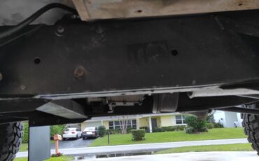 Land-Rover-Defender-1995-SUV-37