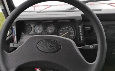 Land-Rover-Defender-1995-SUV-7