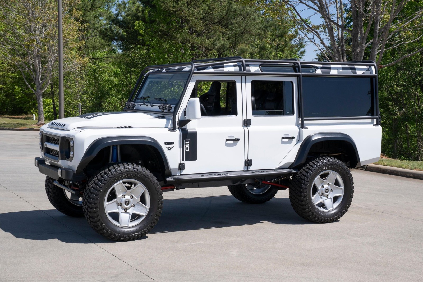 Land-Rover-Defender-1996-SUV-3