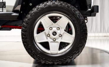 Land-Rover-Defender-1996-SUV-36