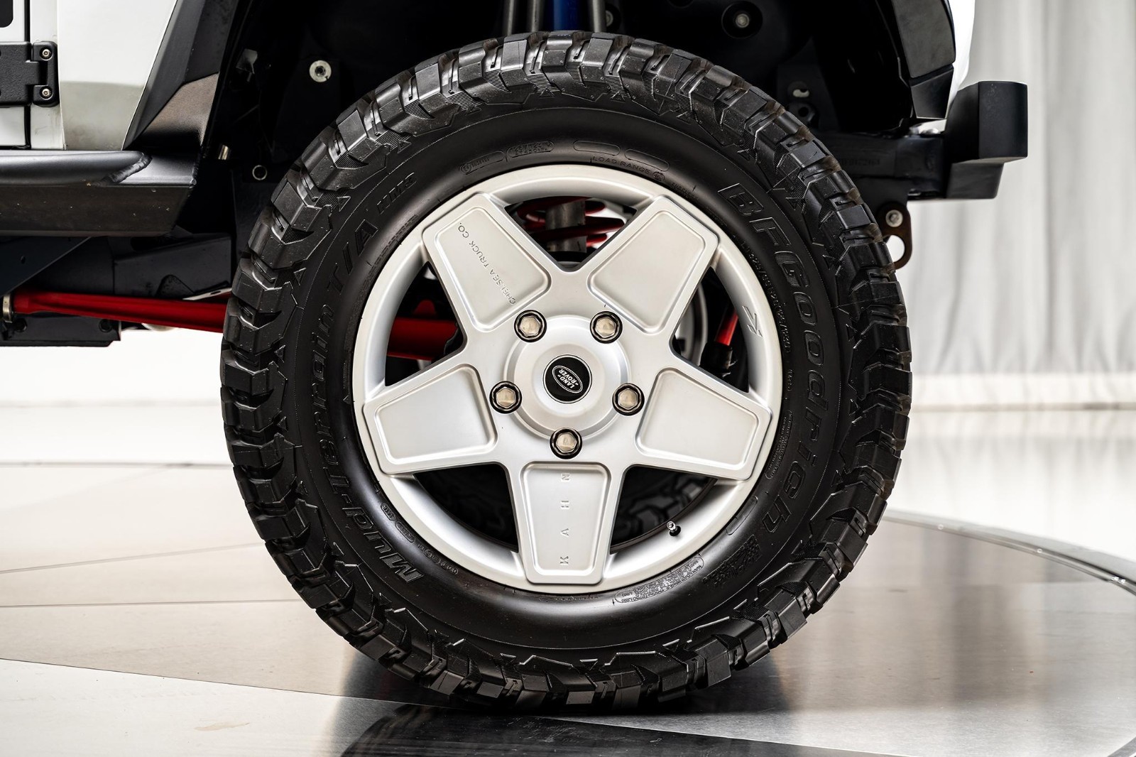 Land-Rover-Defender-1996-SUV-36