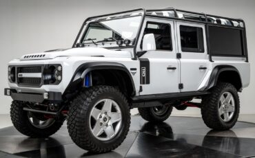 Land-Rover-Defender-1996-SUV