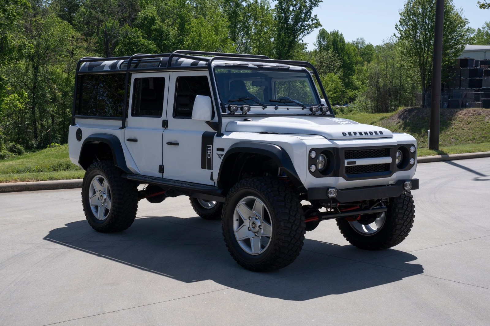 Land-Rover-Defender-1996-SUV-5