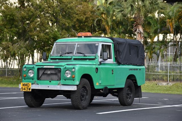 Land-Rover-Other-1981-Pickup-1