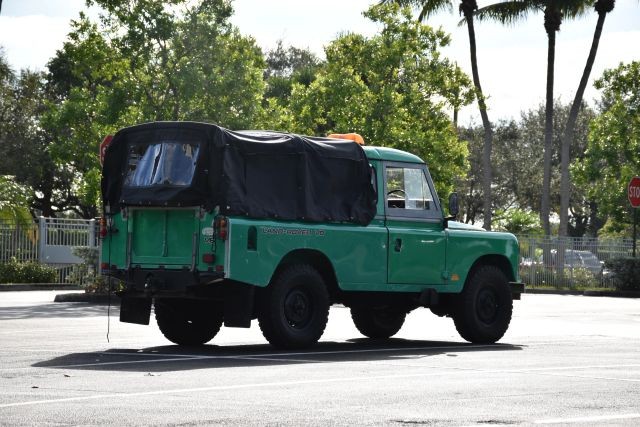 Land-Rover-Other-1981-Pickup-2