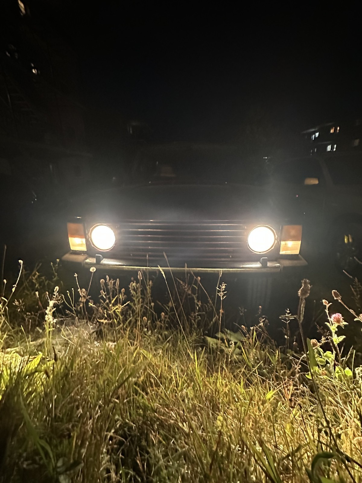 Land-Rover-Range-Rover-1991-SUV-2