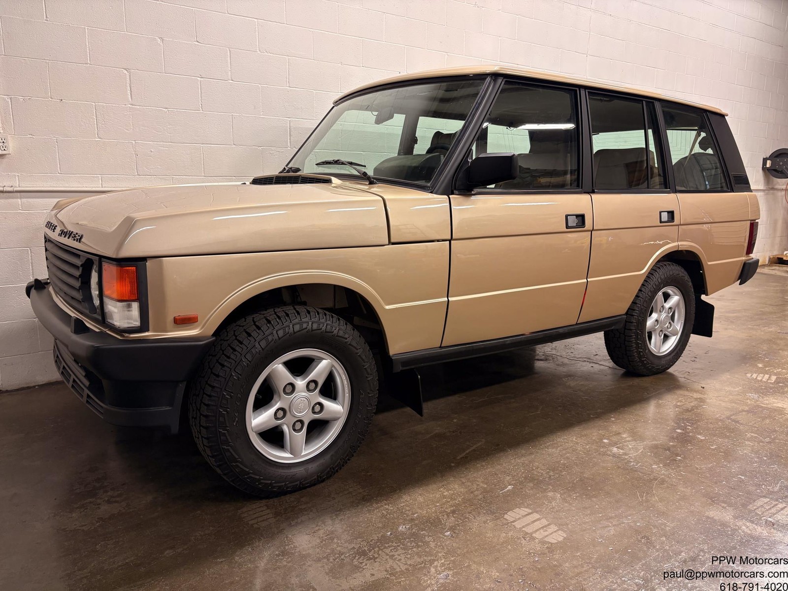 Land-Rover-Range-Rover-1992-SUV-1