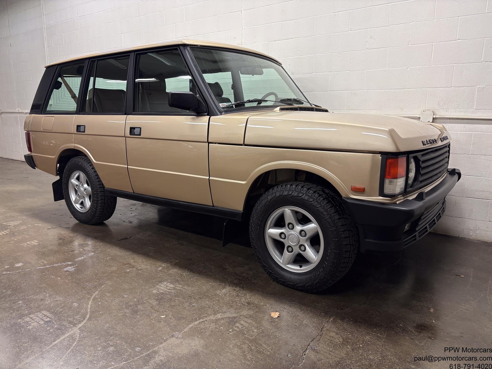 Land-Rover-Range-Rover-1992-SUV-17