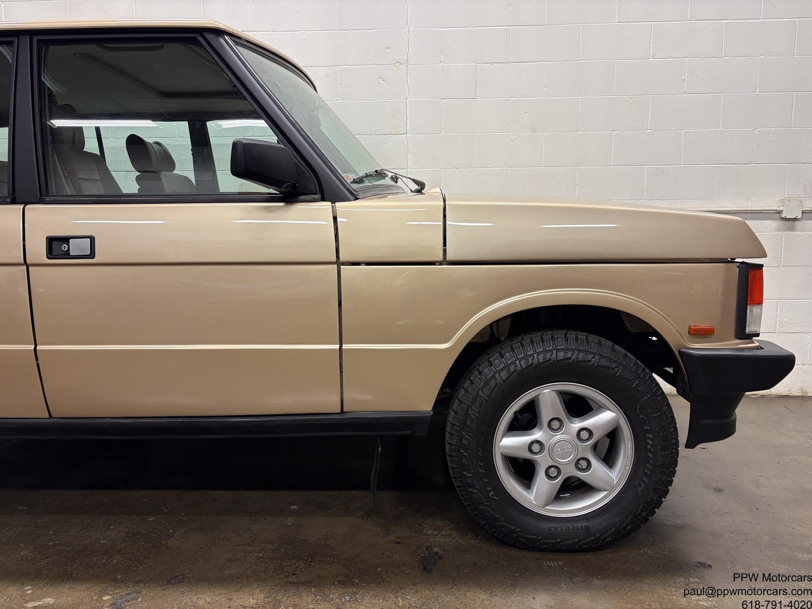 Land-Rover-Range-Rover-1992-SUV-22