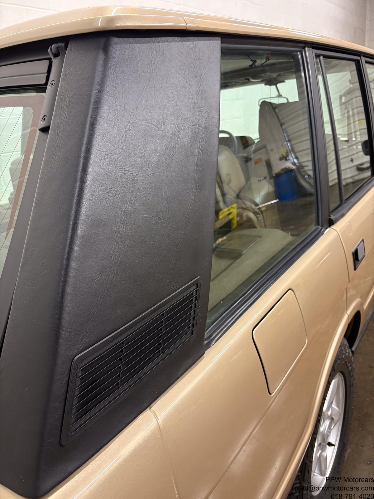 Land-Rover-Range-Rover-1992-SUV-29