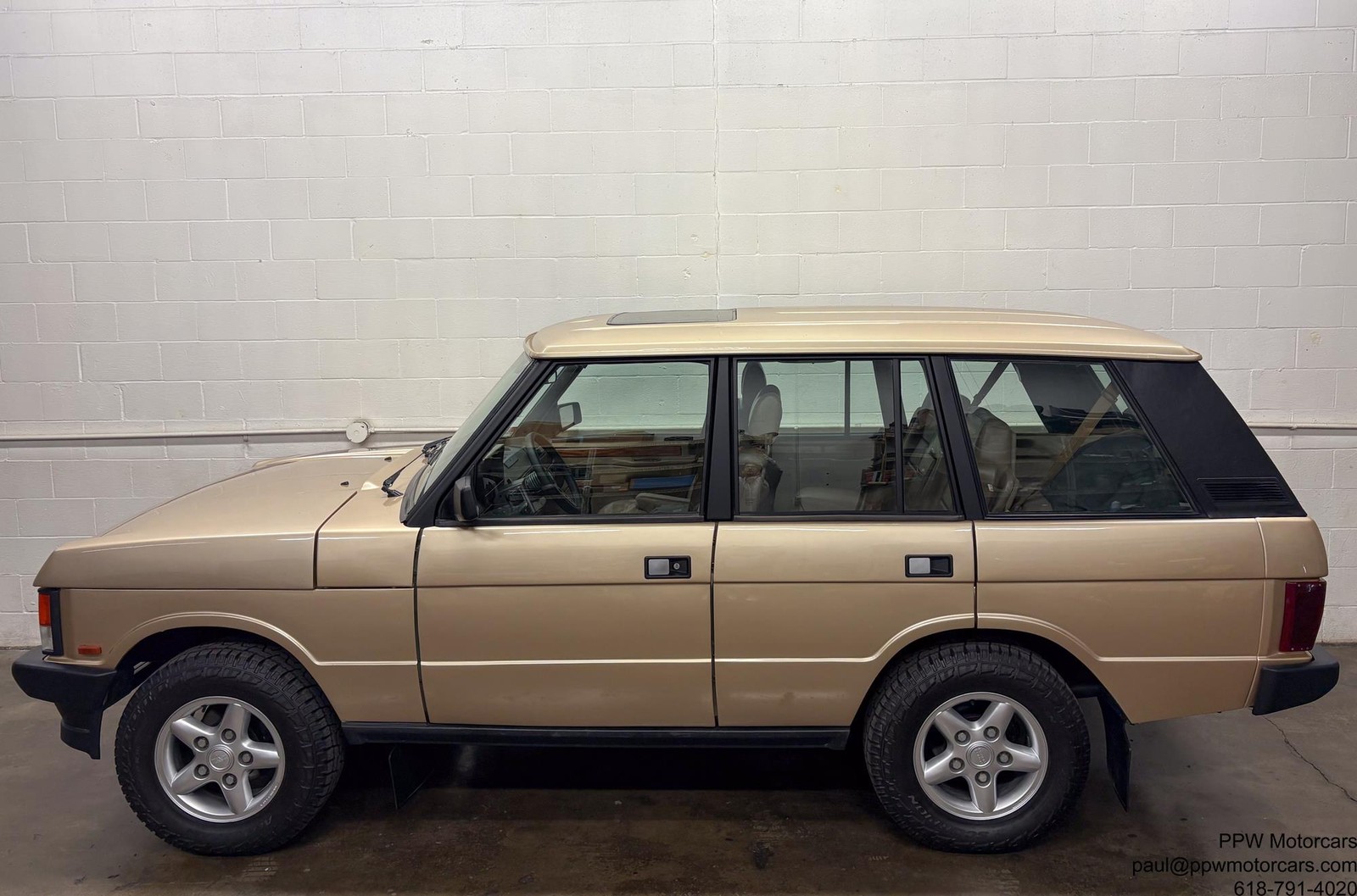 Land-Rover-Range-Rover-1992-SUV-3