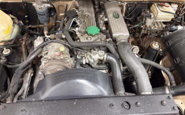 Land-Rover-Range-Rover-1992-SUV-32