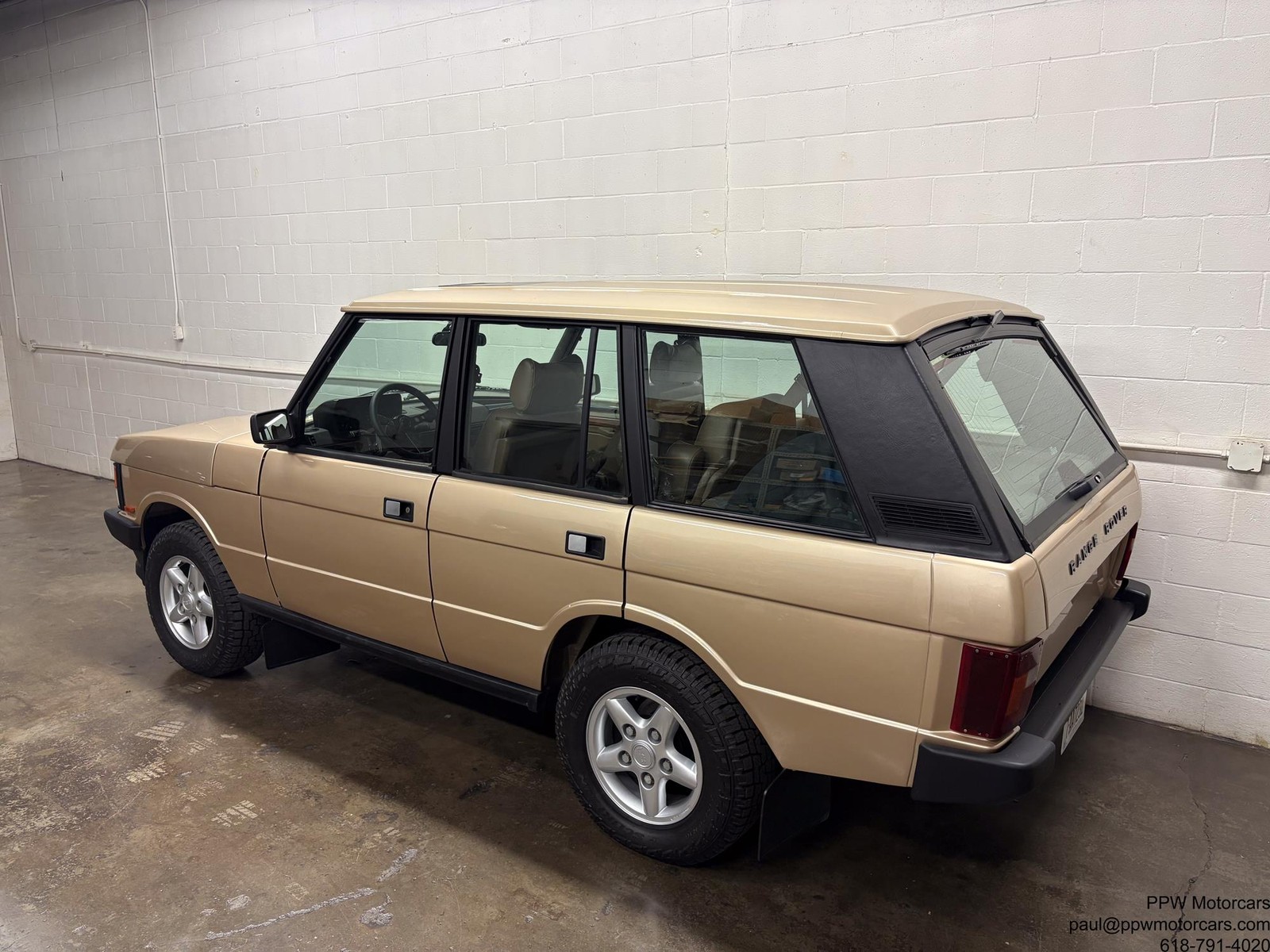 Land-Rover-Range-Rover-1992-SUV-5