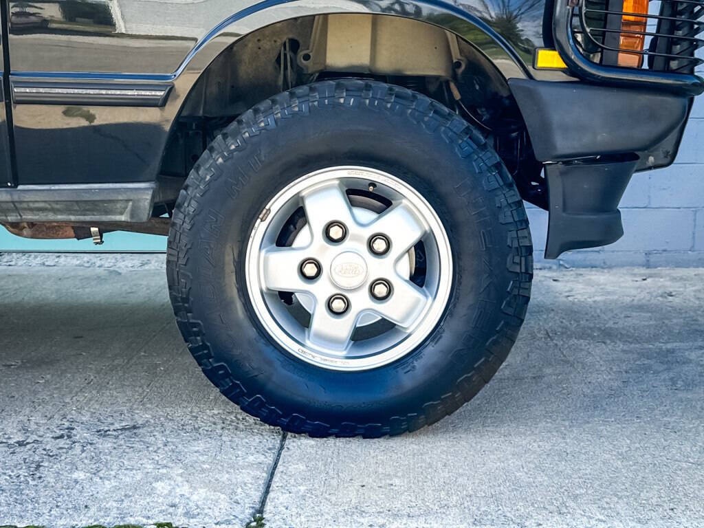 Land-Rover-Range-Rover-1995-SUV-12