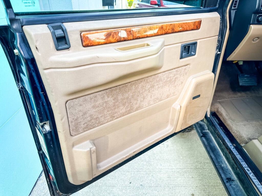 Land-Rover-Range-Rover-1995-SUV-16